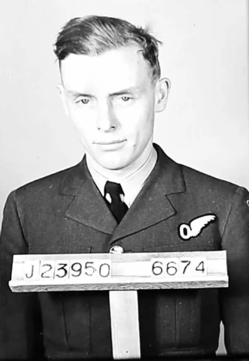 Flight Lieutenant Gordon Winston Knupp RCAF